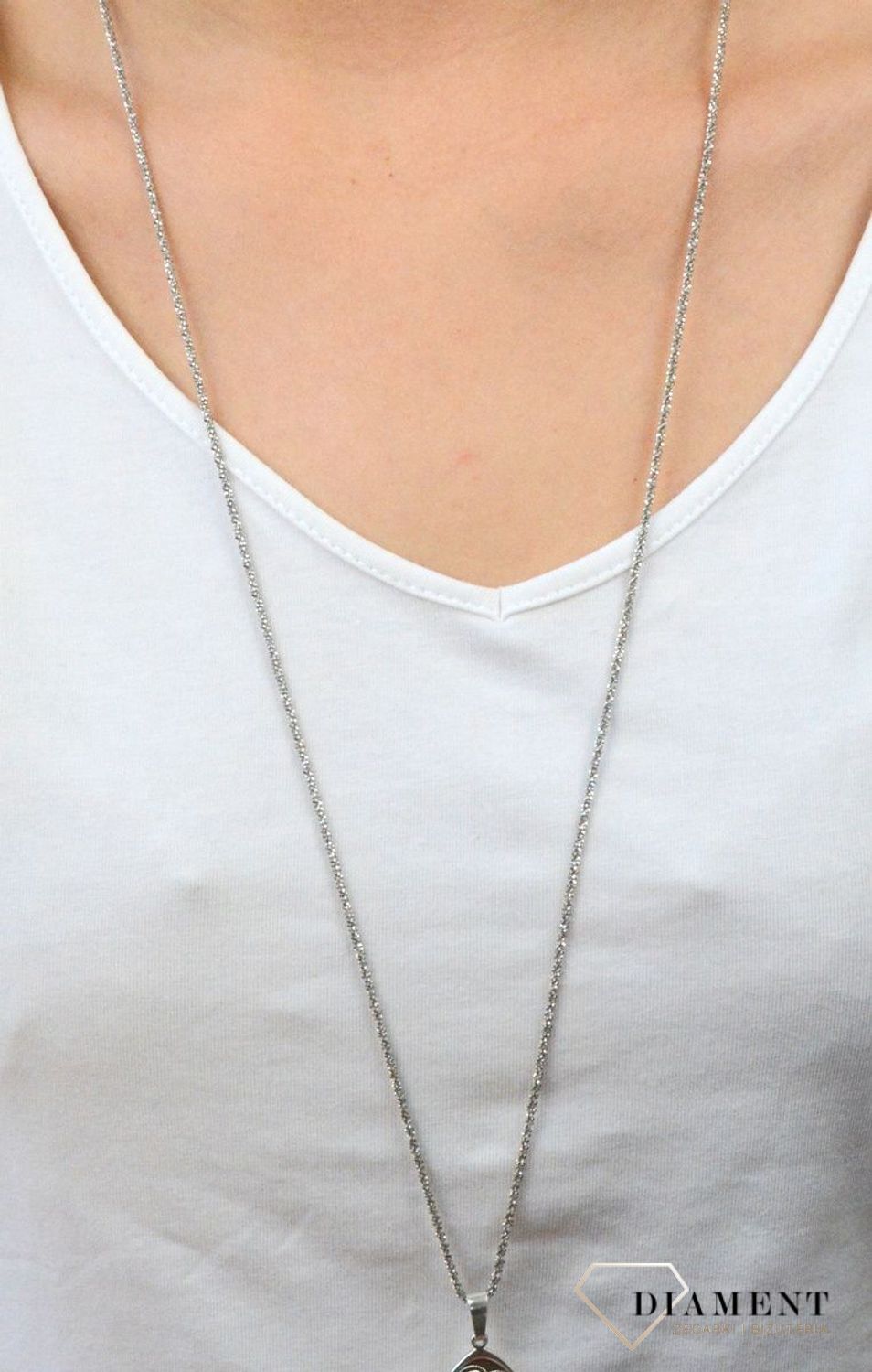 Srebrny łańcuszek biżuteryjny DIA-LAN-6025-925 1,6mm. Srebrny łańcuszek lineczka. srebrny łańcuszek ozdobny splot. Srebrny łańcuszek damski. Srebrny łańcuszek biżuteryjny. Łańcuszek idealny na prezent (1).jpg